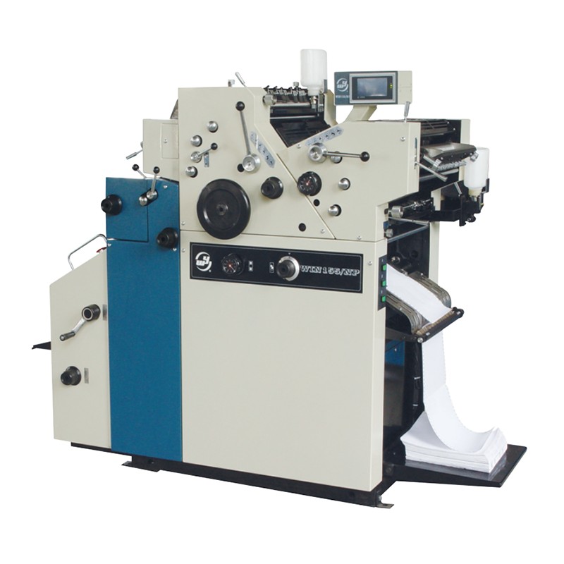 18 hüvelykes (457 mm) kétszínű számítógépes nyomtatványnyomtató